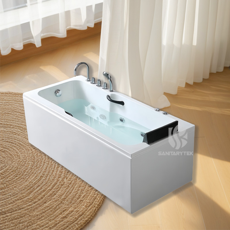 jacuzzi bathtub