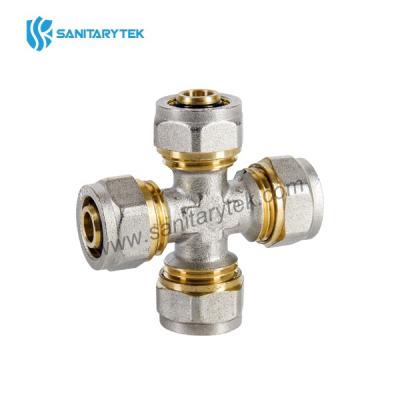 Brass cross compression fitting for multilayer pipe