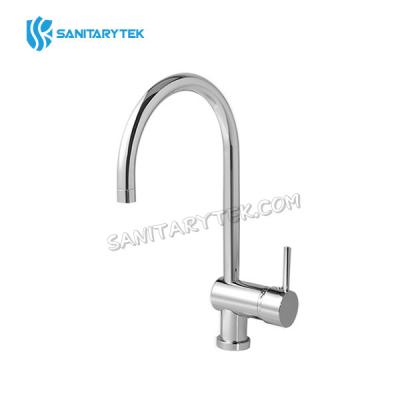 Kitchen mixer with swiveling spout Chrome