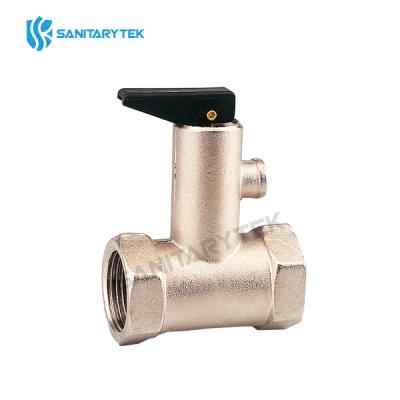 Safety valve with lever for water heaters