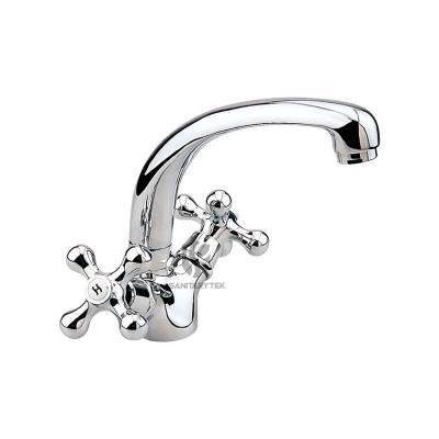 Double handle sink mixer tap with swivel spout