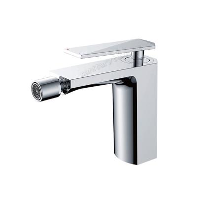 Single handle bidet faucet in chrome