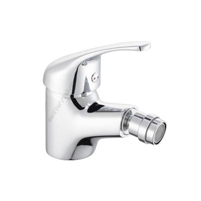 Single-lever bidet faucet