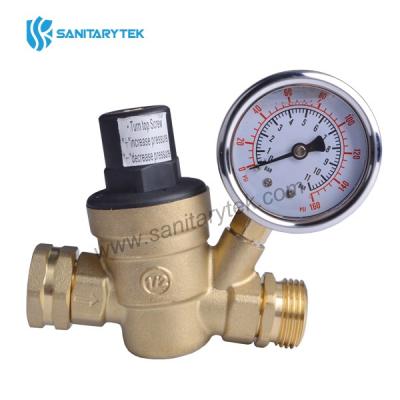 Water pressure regulator valve for RV camper with gauge